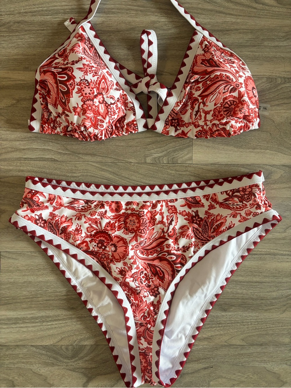 Zaful Red and White Paisley Triangle Bikini Set - Picture 3 of 6